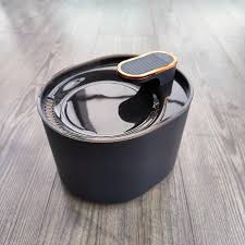 Bebedero Eléctrico Elegante Negro